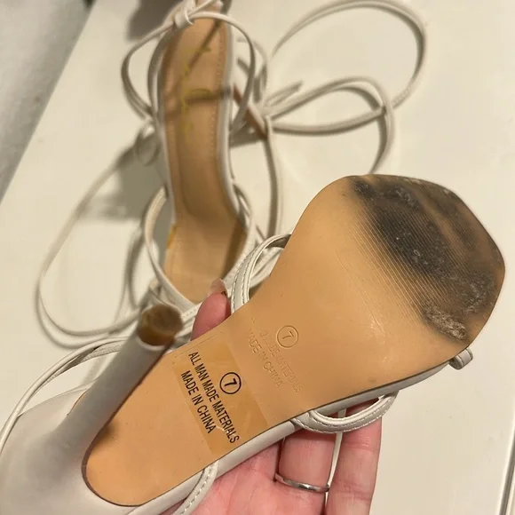 Lulus heels - Picture 2 of 2